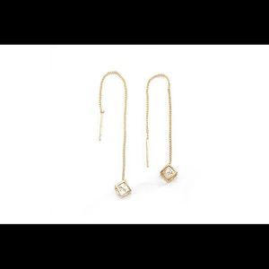 Nice and Bella earring